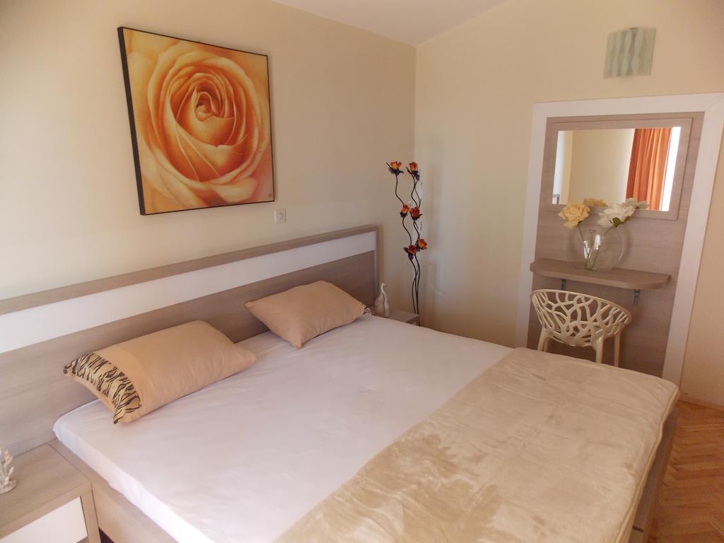 Apartmani Adriatic Ana 노바야 외부 사진