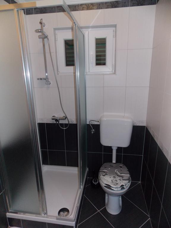 Apartmani Adriatic Ana 노바야 외부 사진