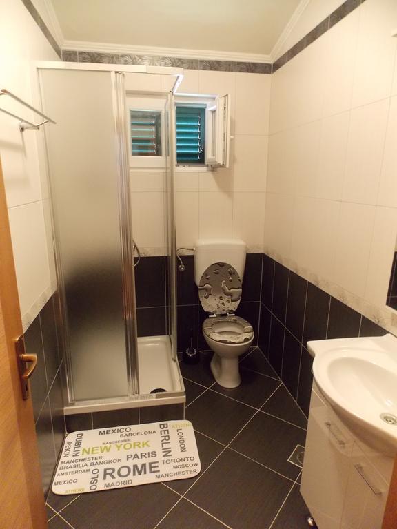 Apartmani Adriatic Ana 노바야 외부 사진