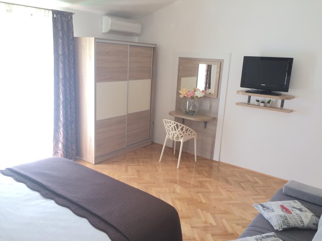Apartmani Adriatic Ana 노바야 외부 사진